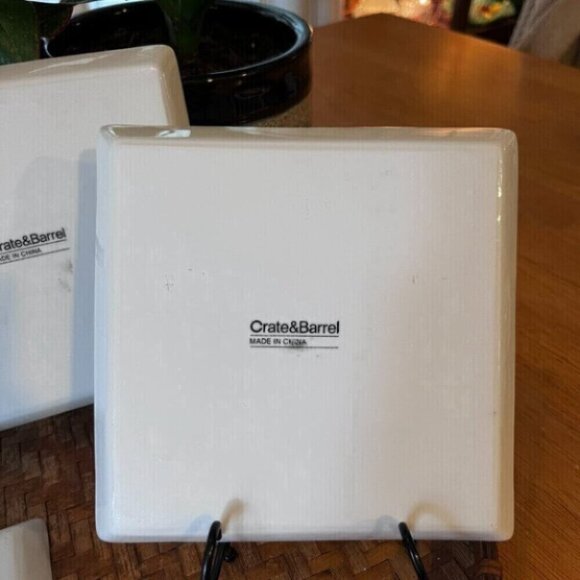 Pottery Barn Appetizer Dessert Plates Christmas Penguin - Picture 5 of 9